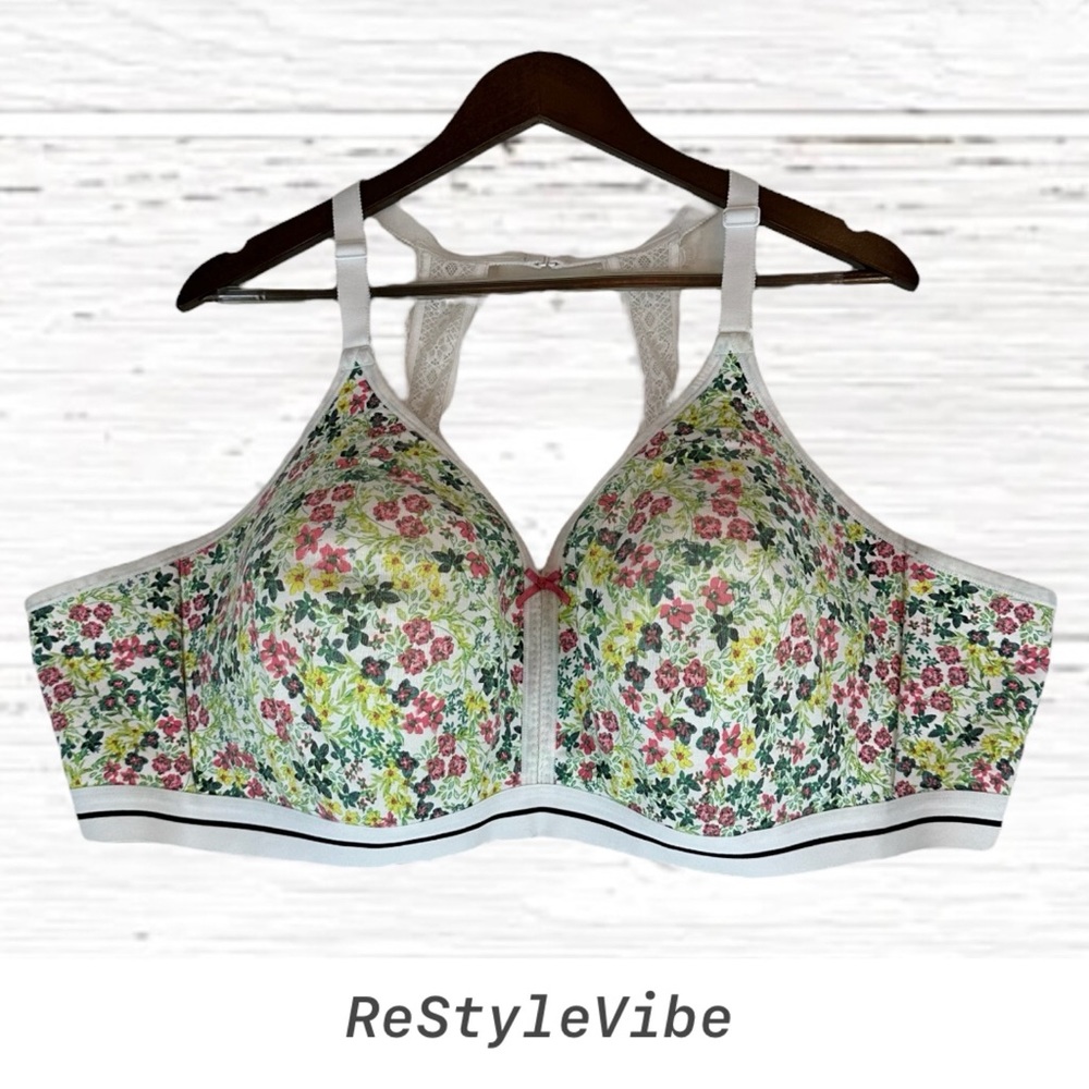 CACIQUE Bra Size 54C Lightly Lined No-Wire Style Adjustable Straps Floral